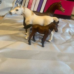 Chestnut and white Arabian Schleich horse family